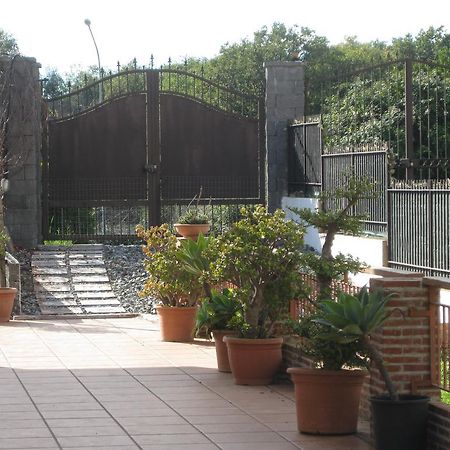 Villa Nina เตรคาสตาญิ ภายนอก รูปภาพ